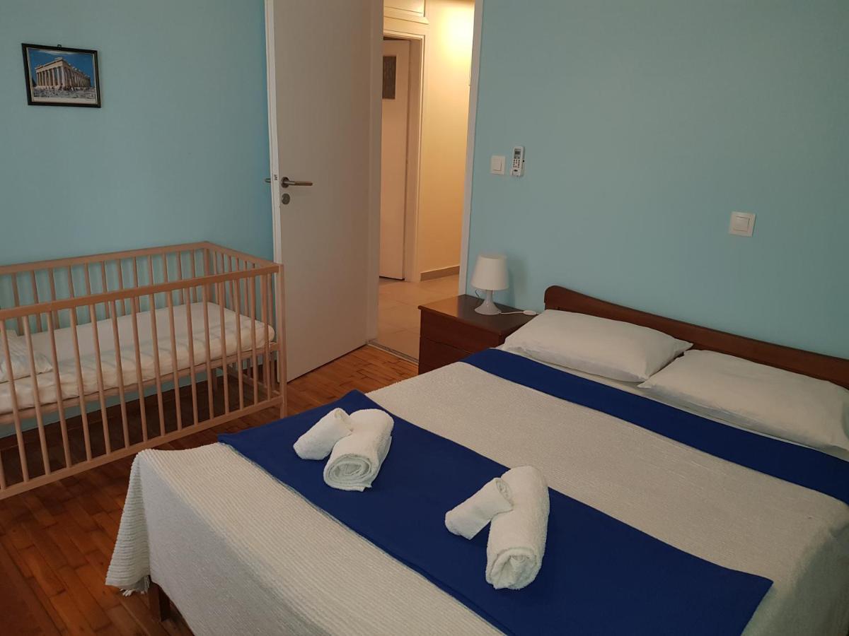 Comfortable Apt , 5 Min Walk To Acropolis Athena Bagian luar foto