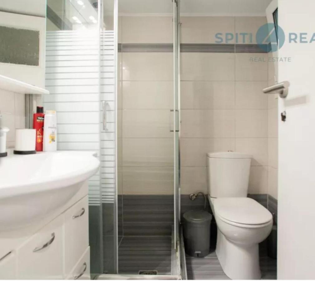 Comfortable Apt , 5 Min Walk To Acropolis Athena Bagian luar foto